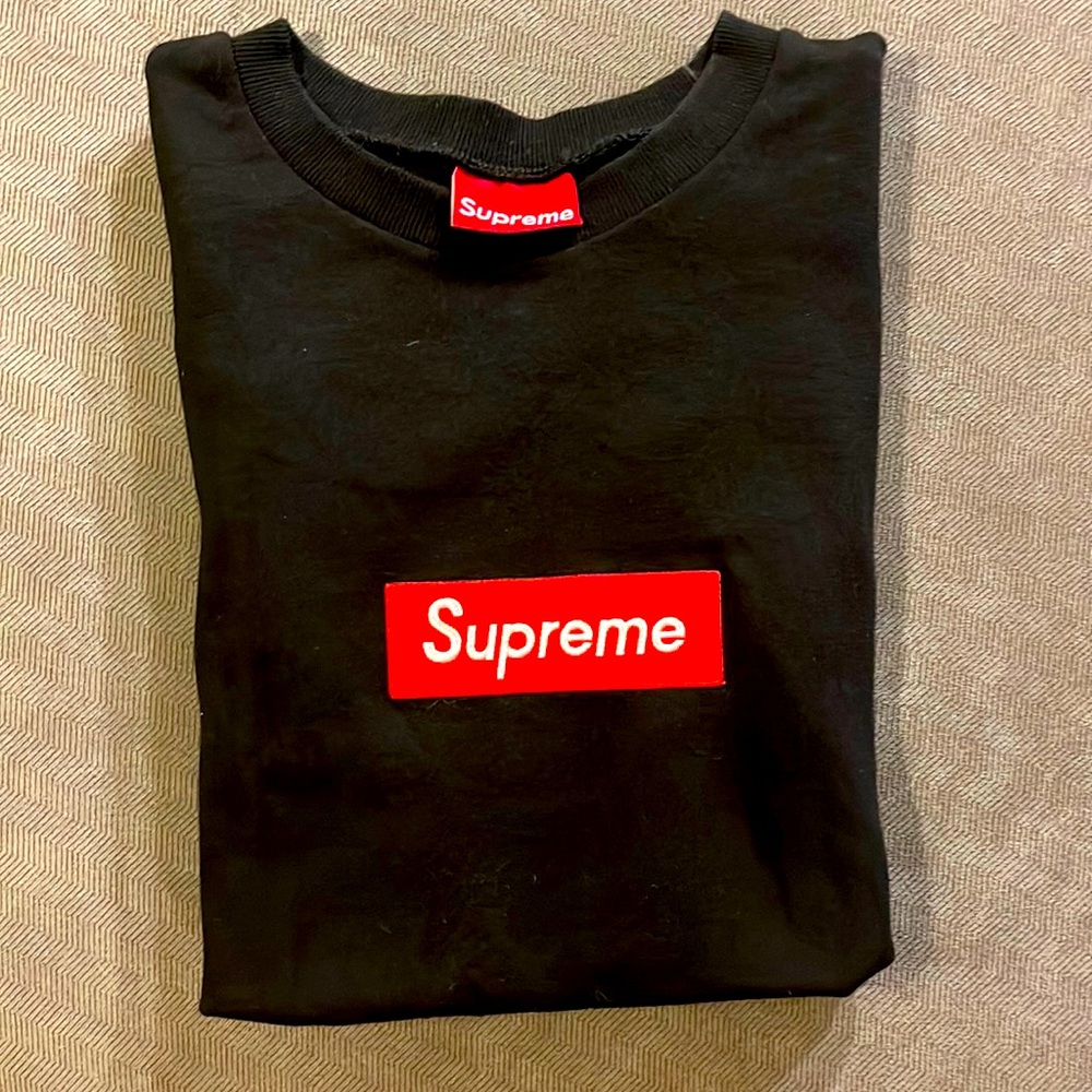 Supreme t-shirt, short sleeve, black, size L.